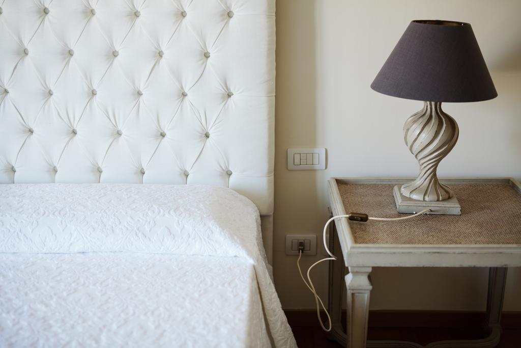 Kometa Suites & Apartments Флоренция Стая снимка