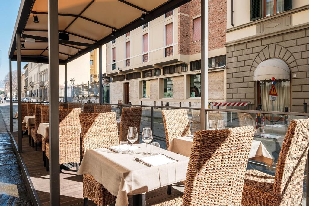 Kometa Suites & Apartments Флоренция Екстериор снимка